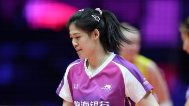 楊鳴表示教練組和俱樂部在引援方面滯後 需要恢復奪冠的模式和記憶.